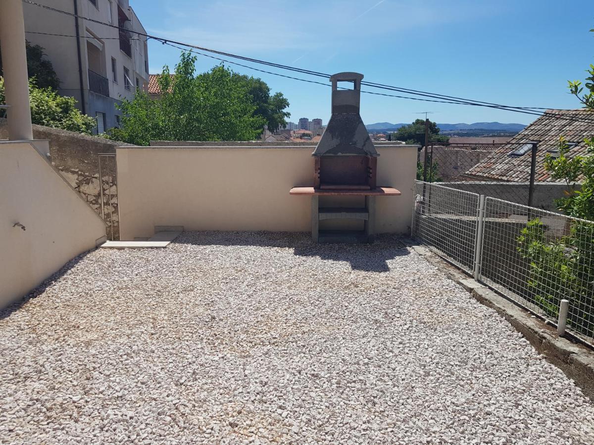 Apartments Agata Šibenik Esterno foto