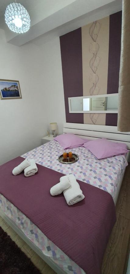 Apartments Agata Šibenik Esterno foto