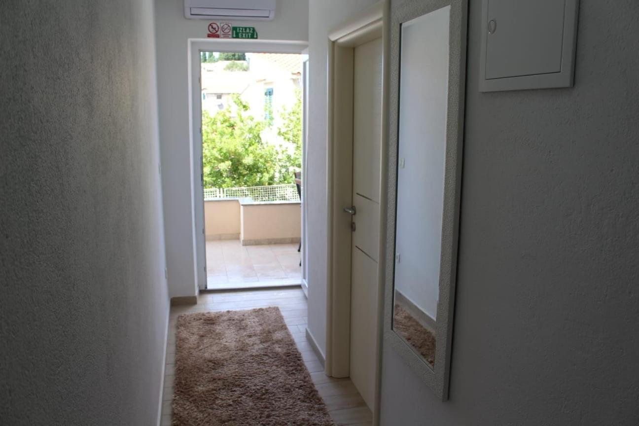 Apartments Agata Šibenik Esterno foto