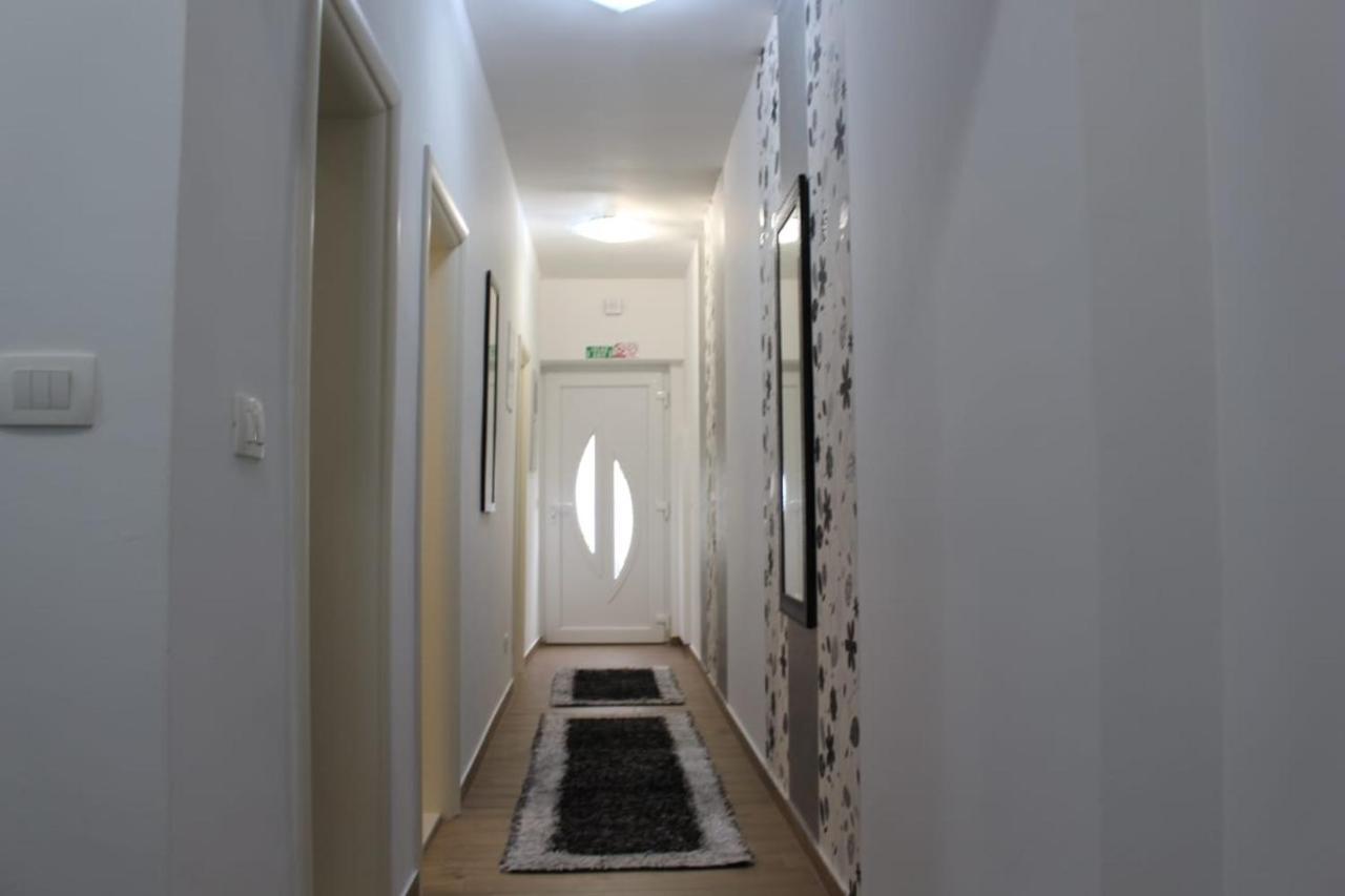 Apartments Agata Šibenik Esterno foto