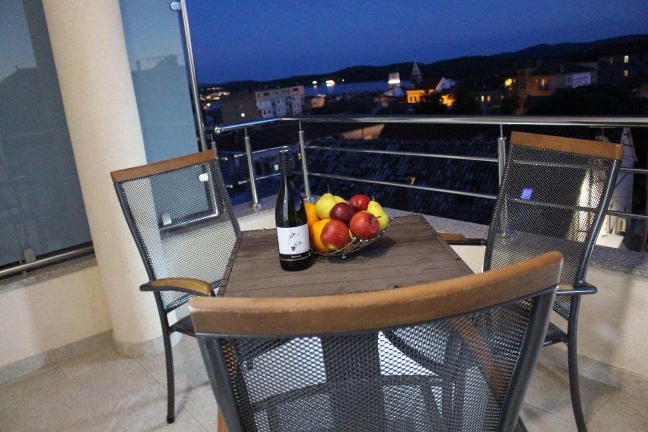 Apartments Agata Šibenik Esterno foto