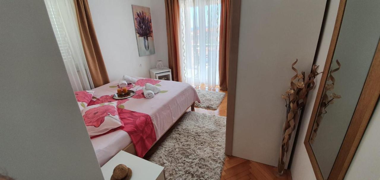 Apartments Agata Šibenik Esterno foto