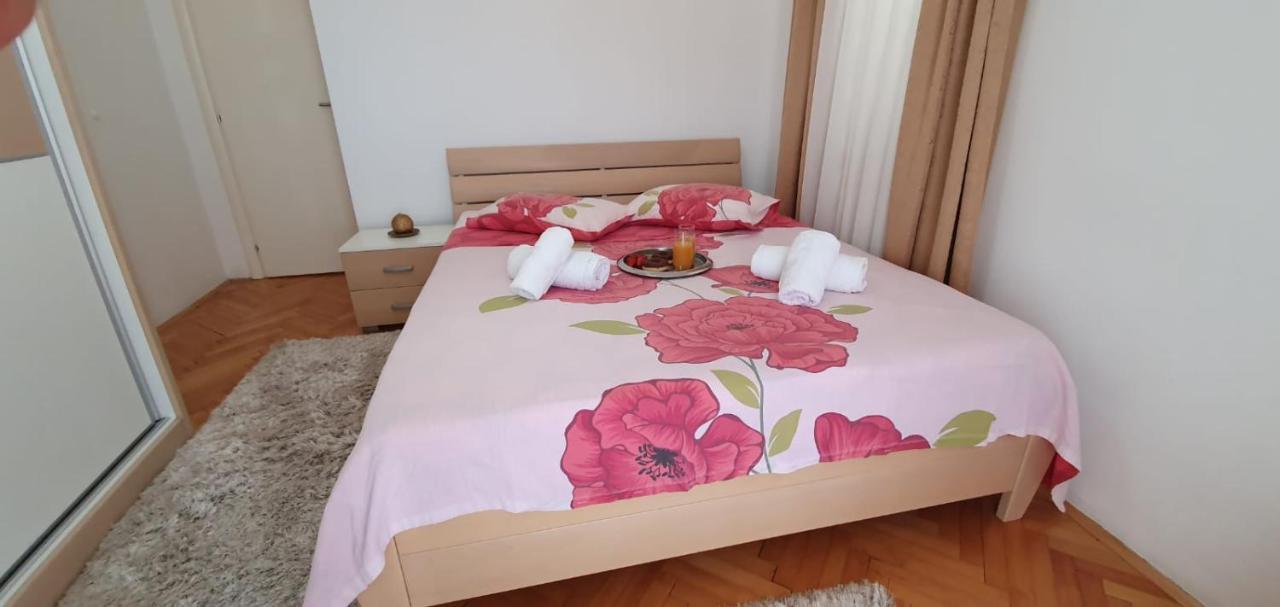 Apartments Agata Šibenik Esterno foto
